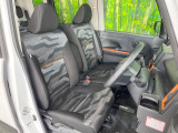 運転席シート廻りは使用感も少なく、良好な状態となっています。丁寧に使われていたことがよくわかりますね。