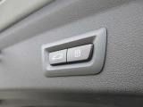 電動リアゲート装備。バンパー下でのキックオープン&クローズ機能も装備です。