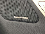 ハーマンカードンのカースピーカーは良質な音を届けると同時に、その先にある車内空間における上質な“音楽体験”も提供している。