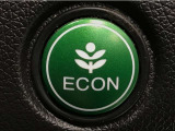 ★ECONスイッチ★ エコドライブを加速しよう!スイッチをONにすると、運転の仕方によるロスを抑え込み燃費をよくするようクルマが頑張ります(*^ー^*)燃費向上にチャレンジ♪