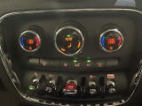 ぜひ厳選したドイツプレミアムブランドのお車を、見て・触って・比べてください!