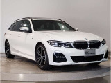 BMW認定中古車は第三者品質評価制度も採用しております。AIS方式による車両品質評価制度も導入し公平な車両コンデション評価を行うことにより車両品質の透明性を高めると同時に更なる信頼と安心をお届けします