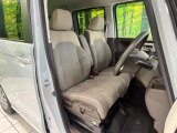 運転席シート廻りは使用感も少なく、良好な状態となっています。丁寧に使われていたことがよくわかりますね。