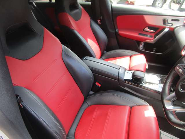 メルセデス・ベンツ CLAシューティングブレーク CLA200d AMGライン の