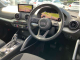 Q2 1.4 TFSI シリンダー オンデマンド スポーツ 