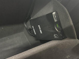 【ETC2.0】ETCが生まれ変わり、高速道路と自動車が情報を連携。渋滞の迂回ルートを教えてくれたり、災害時の適切な誘導をしてくれたりと、多彩な情報サービスでさらなる快適なドライブを提供します。