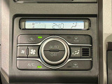 車内空調は”AUTOエアコン”にお任せ。運転に集中出来ますよ!