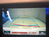 バックガイドモニターで、後方を確認しながら安心して駐車することができます。運転初心者も熟練者も必須の機能ですよ!