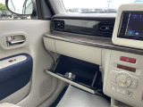 気になる車はすぐにお問い合わせください!画面右側の0066から始まる無料ダイヤルからお問い合わせ下さい!専門スタッフがお車のご質問にお答えいたします!
