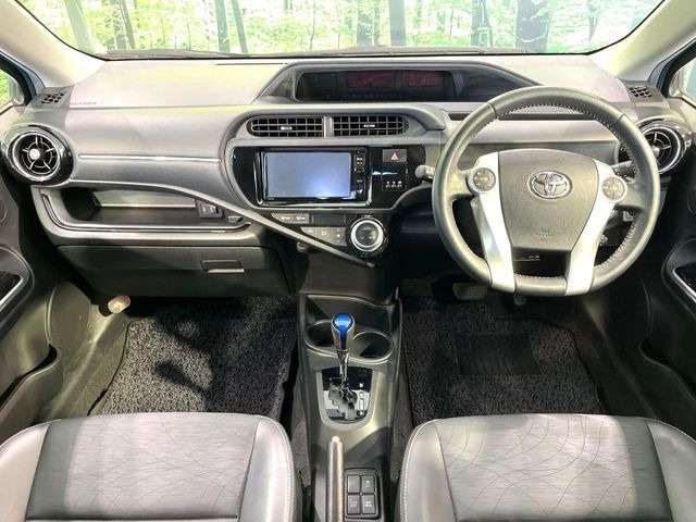 アクア G ブラックソフトレザーセレクション　走行2.6万Km!! 車検R7年8月まで！ ナビ/TV/Bカメラ/スマートキー/Pスタート アクア（トヨタ）Ｇソフトレザーセレクション（2017年6月）｜カタログ