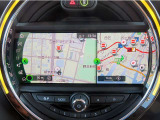 ◆iDriveを装備。操作系統をディスプレイから独立させることで、人間工学に基づいた最適な運転環境を実現しております。◆