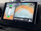 【アラウンドビューモニター】専用のカメラにより、上から見下ろしたような視点で360度クルマの周囲を確認することができます☆死角部分も確認しやすく、狭い場所での切り返しや駐車もスムーズに行えます。