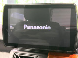 【大画面ナビ】人気の大型9インチナビを装備。存在感のある大画面はインパクト大!ナビ利用時のマップ表示は見やすく、テレビやDVDは臨場感がアップ!いつものドライブがグッと楽しくなります♪