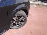 205/50R17タイヤ+専用アルミホイールです。スタッドレスタイヤや各種オプションのご注文も承っております(^^)!
