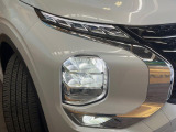 【シーケンシャルターンランプ付きLEDヘッドライト】人気の『流れるウィンカー』付きのLEDヘッドライトを装備♪高級感はもちろん、点灯時は存在感たっぷりで他車からも認識されやすく安心です。