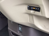ビルトインタイプの【ETC】で見た目もスッキリ。高速道路の利用にとても便利です。
