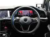 Das WeltAuto(ダス・ヴェルトアウト)ドイツ語でザ・ワールドカーという意味を持つこのブランドは、まさに世界品質をお届けするというフォルクスワーゲンの哲学から生まれました。