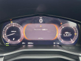 【スピードメーター】メーターがシンプルで見やすく運転しやすいですね。