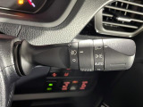 【オートライト(AUTO)】外の明るさをシステムが感知して、自動でヘッドライトが点灯します!ヘッドライトをつけ忘れを防ぐ便利機能です。