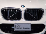 ☆BMWの代名詞とも言える【キドニーグリル】一目見ただけでBMW車であると認識できる確固たるアイコンとして存在感を放ちます☆