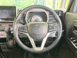 【純正革巻きステアリング】上質な革を使用することで、手にしっかり馴染みとても運転しやすいハンドルです♪