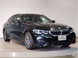 BMW認定中古車は第三者品質評価制度も採用しております。AIS方式による車両品質評価制度も導入し公平な車両コンデション評価を行うことにより車両品質の透明性を高めると同時に更なる信頼と安心をお届けします