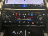 【運転席・助手席シートヒーター・シートクーラー】オールシーズン快適にご使用頂けます!