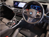 ☆センターパネルを運転席側に僅かに傾けたBMW独特のインパネ☆【駆け抜ける歓び】はここからもスタートしております☆