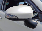 当社理想の中古車は値段の割に良質な物件です。金額が安くて当然な修復歴有の車や走行の多い車・金額は安いけれど諸費用が当社の数倍以上するお店が存在しますが当社は支払い総額で良質な物件を追求します。