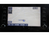 8インチディスプレイオーデイオ(AM/FMチューナー・フルセグTV・Biuetooth・USB入力)+ナビが付いています。