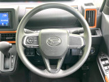 【ステアリングスイッチ】運転中、前方から目線をそらすことなく、オーディオ等の操作が可能な便利機能!安心&快適なドライブを演出してくれます♪