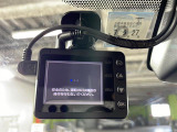 【ドライブレコーダー】映像・音声などの運転中の記録を残します。事故などを起こした起こされた時の証拠になりえますので、もしも時でも安心ですね。