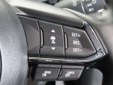 ☆クルーズコントロールはアクセルから足を離しても車速を一定に保つことが出来ます。ずっとアクセルを踏んでいる必要がないため、ドライバーの負担軽減に繋がります☆