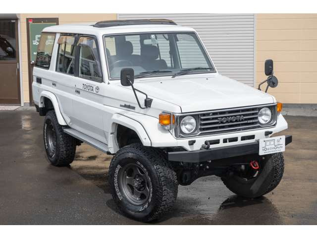 トヨタ ランドクルーザー70 4.2 ZX ディーゼル 4WD /本州関東