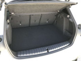 荷室の大きさは、日常使いはもちろんのこと、旅行や帰省などの荷物が多い移動であっても不便を感じることは少ないでしょう。