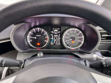 メーターがシンプルで見やすく運転しやすいですね!◆乗って触って体感してみてください!!当社車両は試乗可能です!お気軽にスタッフまでご相談ください!