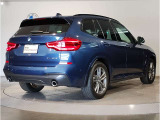 BMWのお車は、“駆け抜ける歓び”を体現しております。走行の安定性とコーナリングの良さを追求し、思い通りにハンドルの操作可能です。