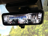 【デジタルインナーミラー】後席の大きな荷物や同乗者で後方が確認しづらい時でも安心!カメラが撮影した車両後方の映像をルームミラー内に表示。クリアな視界で状況の確認が可能です!