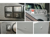 品質へのこだわり!フロアマットやシートなど車内をキレイに清掃し、ニオイや汚れなどを徹底的にクリーニングしてもらっております。室内はピカピカです☆