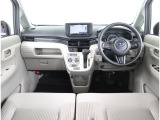 ドライバーが運転以外のことに気を遣うことなく、疲れにくく、安心・集中して運転ができる。シートのデザインなど細部にまでこだわっています。