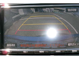 バックガイドモニターで、後方を確認しながら安心して駐車することができます。運転初心者も熟練者も必須の機能ですよ!