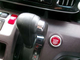 無段変速のCVT車です!発進から加速までアクセルを一定にして走ることにより、滑らかに走ります!