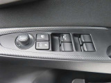 ☆運転席だけは「AUTO」ですが助手席、後部座席はマニュアルになります。小さなお子様が乗車の際はパワーウインドのスイッチをOFFにしておけば作動はしません☆
