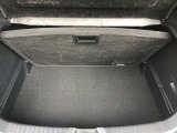 トランクスペースもご覧のとおり広々しております☆SUVならではの使いやすいトランクスペースに夢と希望以外に荷物もしっかり載せることができます☆