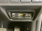 いまや快適なカーライフに欠かせないETCが付いています。