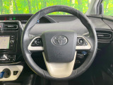 【純正革巻きステアリング】上質な革を使用することで、手にしっかり馴染みとても運転しやすいハンドルです♪