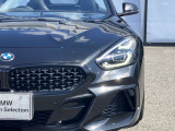 また、BMW正規認定中古車は、エマージェンシーサービスが自動付帯。24時間365日、皆様のカーライフをサポート致します。確かな安心のうえで、「駆けぬける歓び」をご堪能ください。