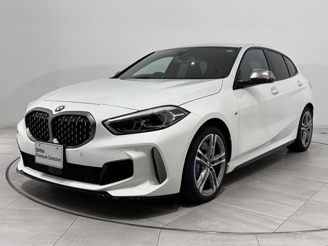 1シリーズ M135i xドライブ 4WD 