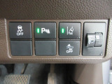パーキングセンサーを装備しています。全車、弊社専門スタッフによる内外装クリーニングを実施しております。綺麗な状態でご納車いたします。