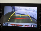 バックガイドモニターで、後方を確認しながら安心して駐車することができます。運転初心者も熟練者も必須の機能ですよ!
